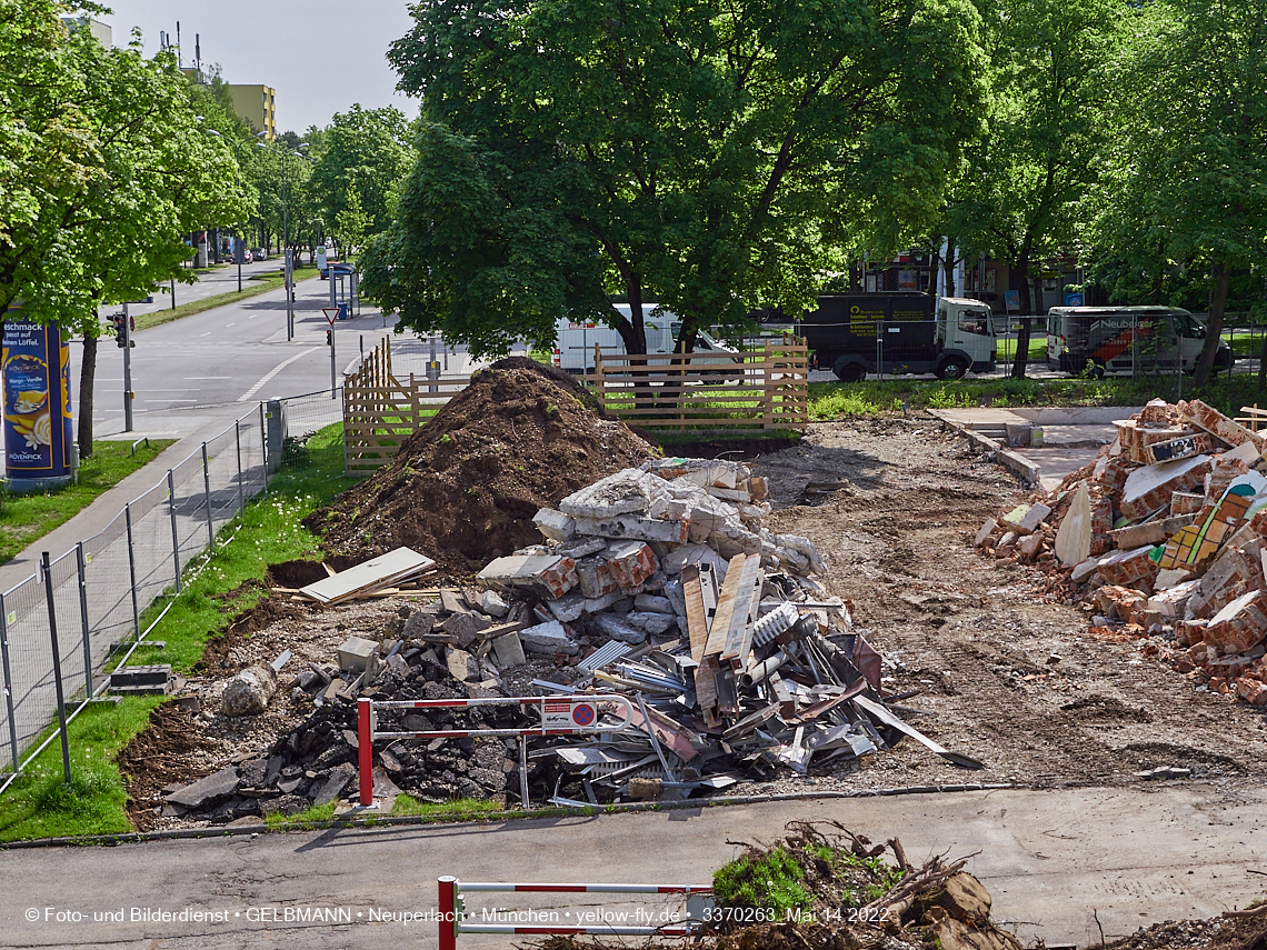 14.05.2022 - Baustelle am Haus für Kinder in Neuperlach